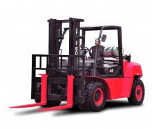 LPG čelní vysokozdvižný vozík 4.0 – 5.5 tuny