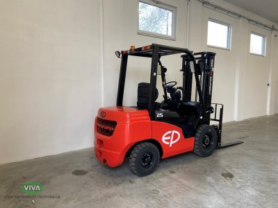 EP CPCD25 T8 vysokozdvižný vozík